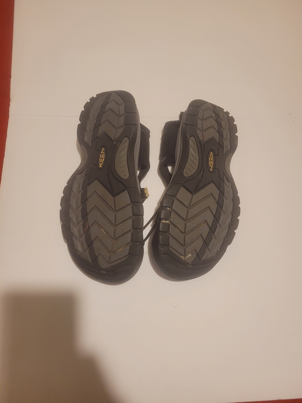 Keen Black and Yellow Women's Outdoor Sandals - Picture 5 of 6